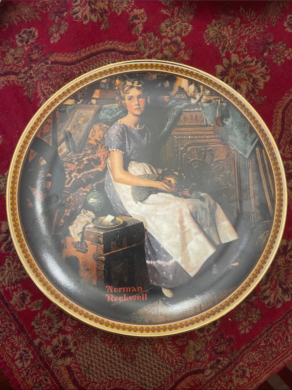 Knowles White Collector Plate with Red Seal